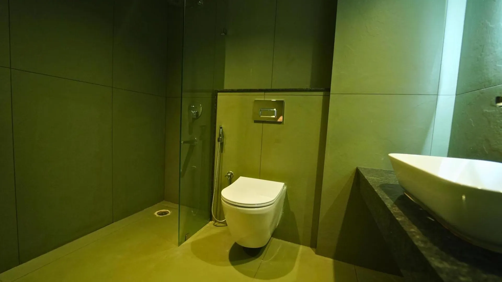 Hotel Yuvraj Land Mark Mysore